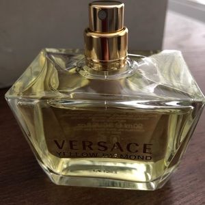 Versace yellow diamond